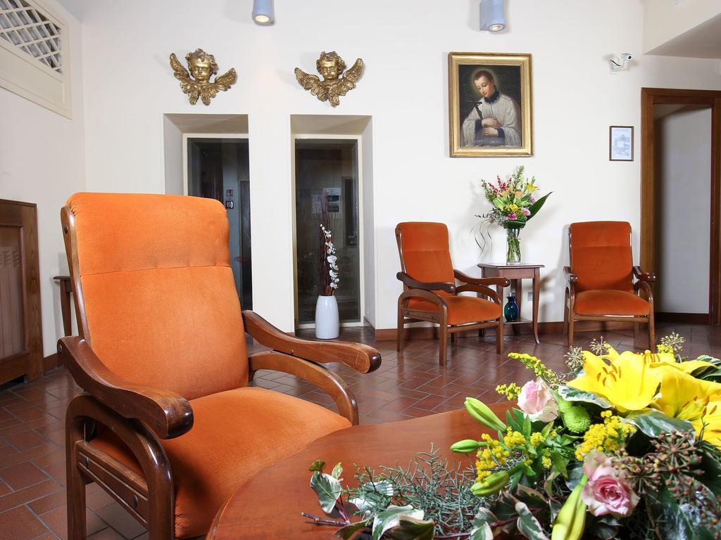 Casa Di Santa Francesca Romana A Ponte Rotto Екстер'єр фото