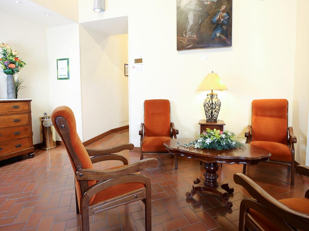 Casa Di Santa Francesca Romana A Ponte Rotto Екстер'єр фото