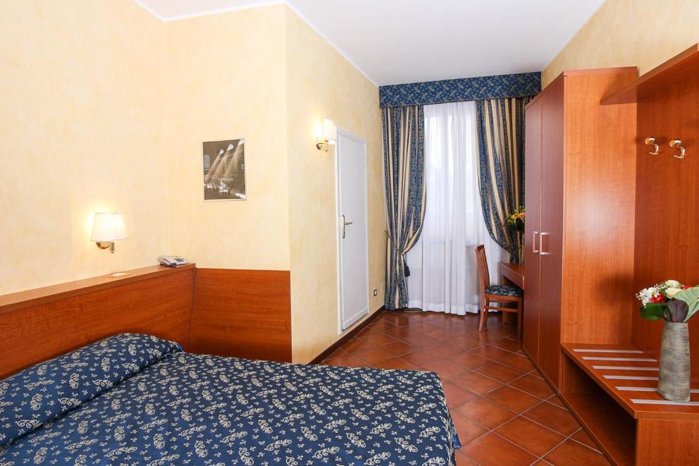 Casa Di Santa Francesca Romana A Ponte Rotto Екстер'єр фото